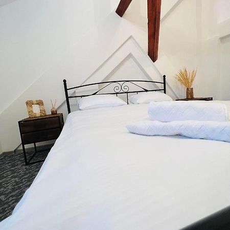 Apartament In Regim Hotelier King Mediaş Dış mekan fotoğraf